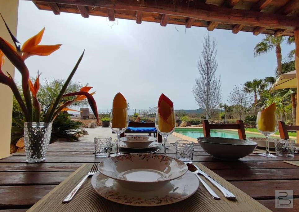 Casa Bet Con Piscina Y Jardin. Sant Miquel De Balansat