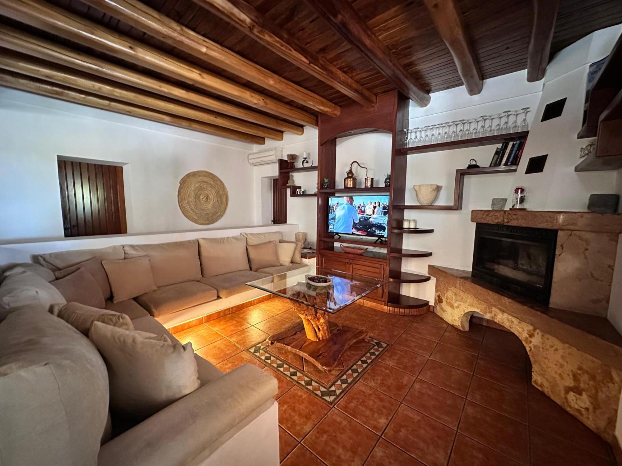 Holiday home Casa Bet Con Piscina Y Jardin. Sant Miquel De Balansat